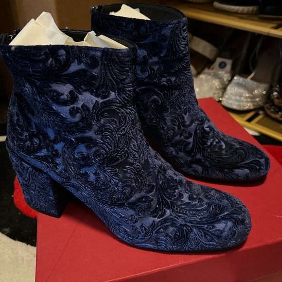 Stuart weitzman blue brocade velvet booties - Picture 1 of 6